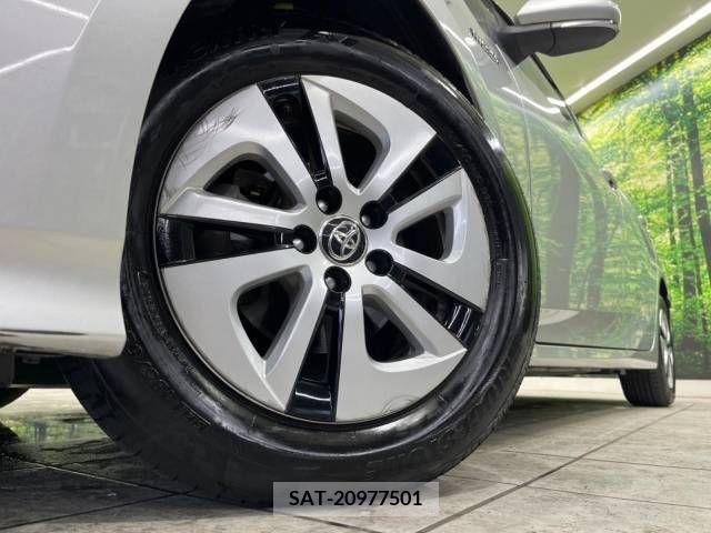 Toyota PRIUS 2016-03 380306-13