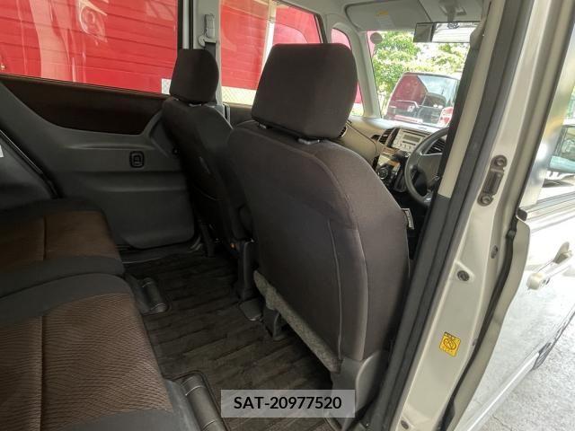 Nissan ROOX 2010-02 354525-21