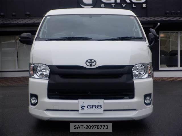 Toyota HIACE WAGON 2014-12 271779-1