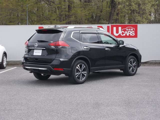Nissan X-TRAIL 2018-08 10220-1