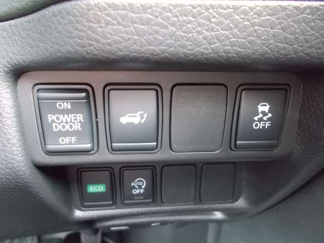 Nissan X-TRAIL 2018-08 10220-13