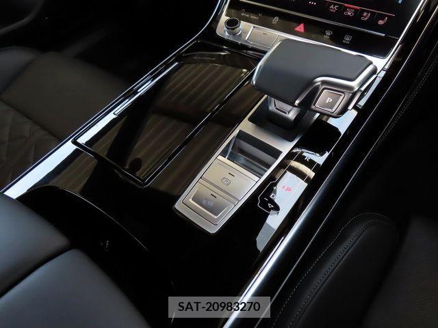 Audi A8 2022-06 202964-22