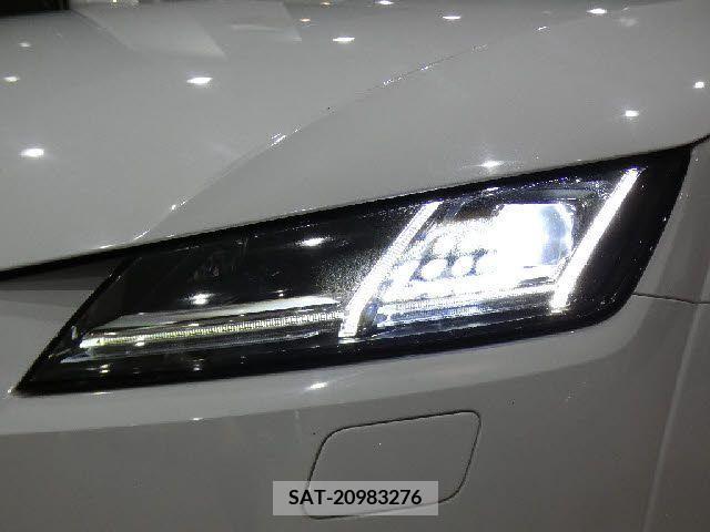 Audi TT 2015-12 261443-19