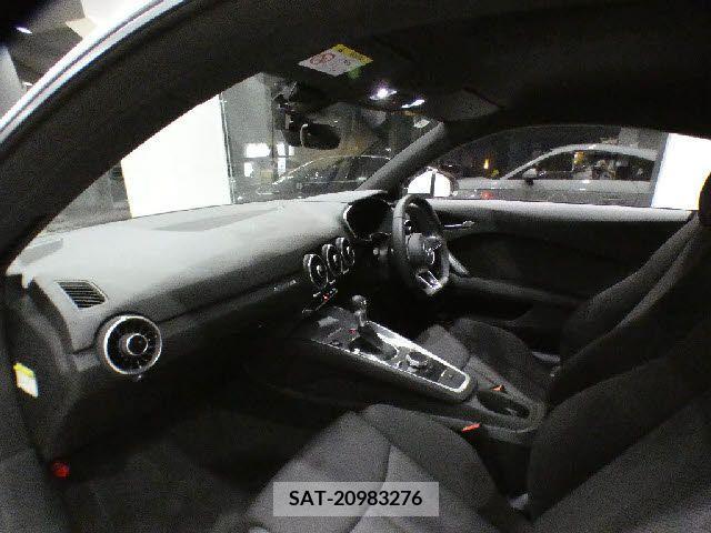 Audi TT 2015-12 261443-1