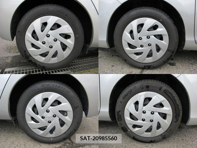 Toyota AQUA 2017-03 260843-26