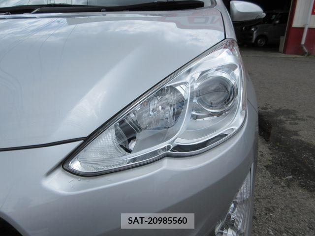 Toyota AQUA 2017-03 260843-16