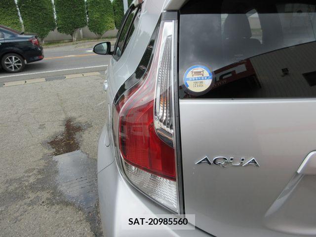Toyota AQUA 2017-03 260843-17