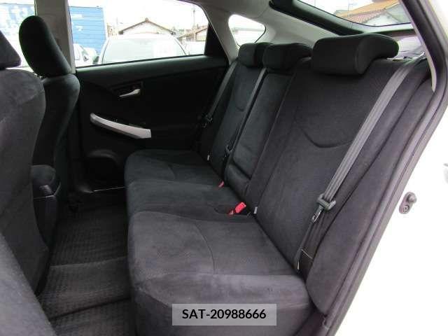 Toyota PRIUS PHV 2012-09 240701-18