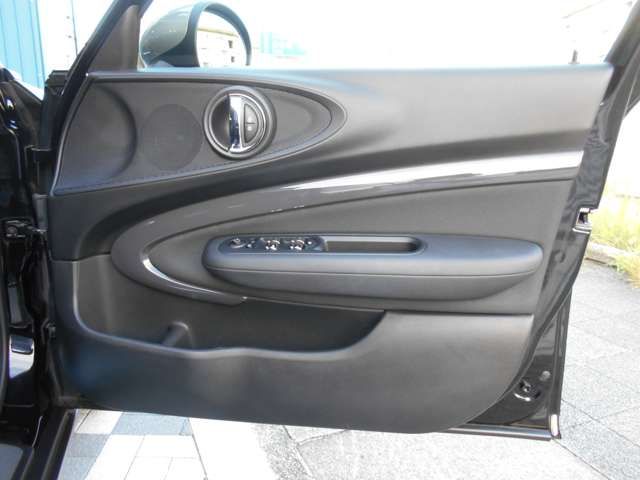 Bmw MINI 2017-03 13130-12
