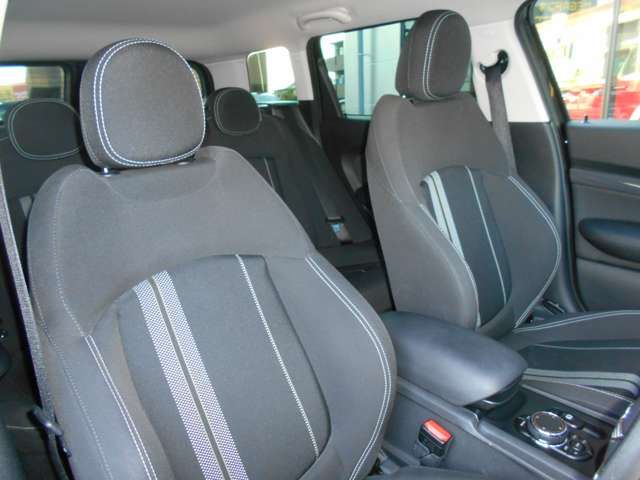 Bmw MINI 2017-03 13130-10