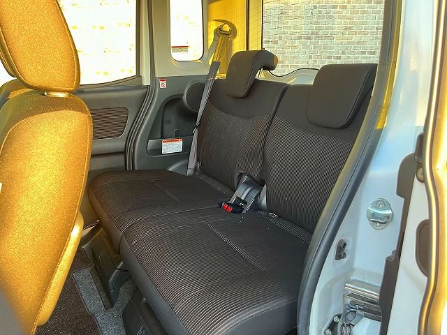 Mitsubishi EK SPACE 2015-11 180791-12