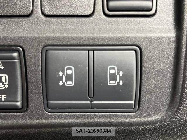 Nissan SERENA 2020-05 217336-3