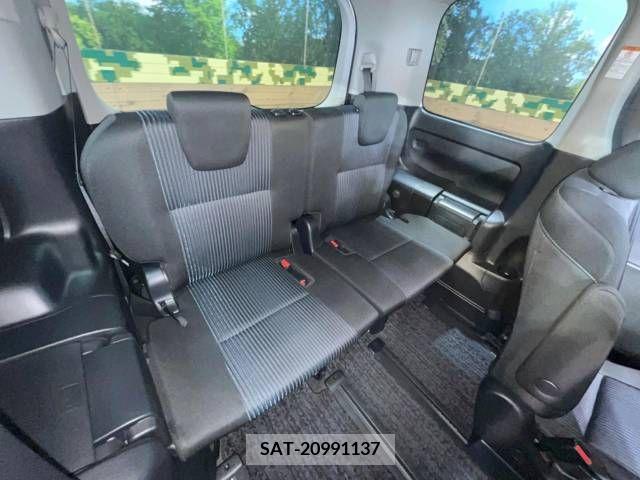 Toyota VOXY 2017-01 326473-10