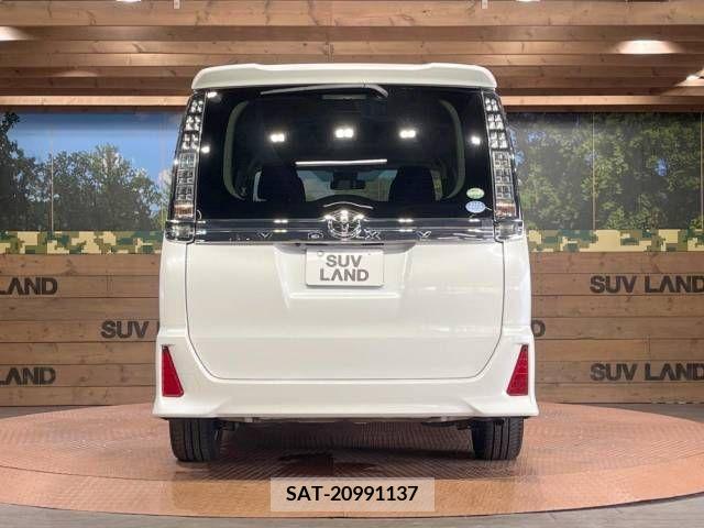 Toyota VOXY 2017-01 326473-15