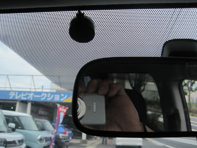 Toyota SIENTA 2016-06 8388-13