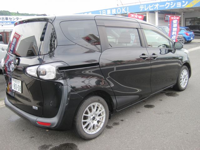 Toyota SIENTA 2016-06 8388-7