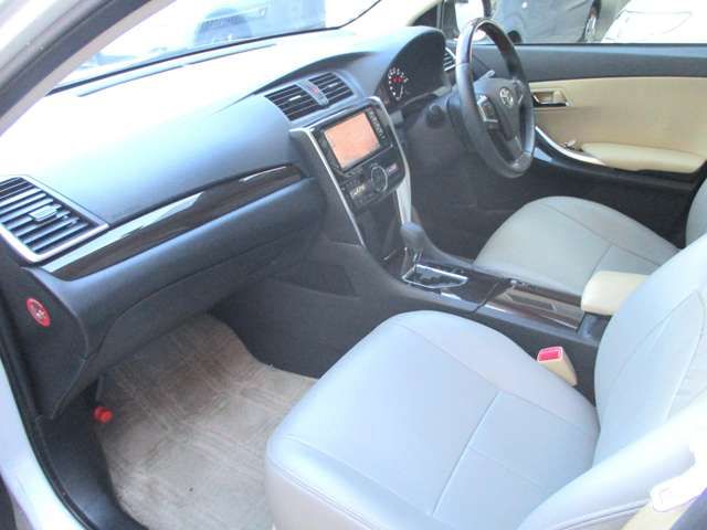 Toyota ALLION 2017-06 185995-9