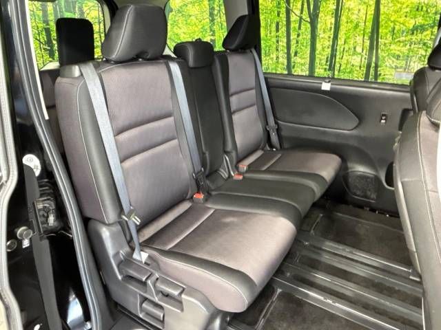 Nissan SERENA 2018-03 11517-9