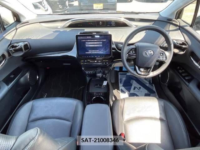 Toyota PRIUS 2019-09 282095-1