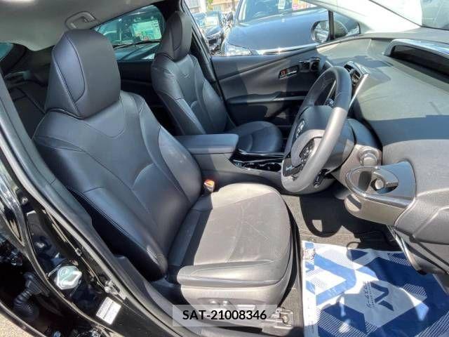 Toyota PRIUS 2019-09 282095-8