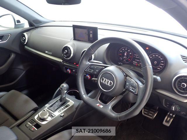 Audi A3 2018-07 347947-1