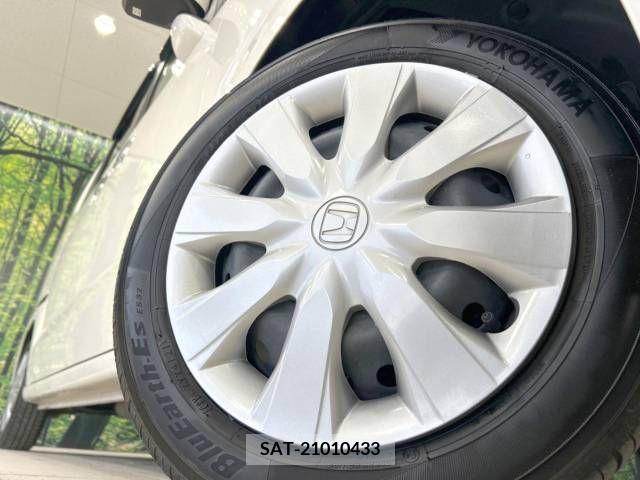 Honda N BOX 2017-05 239466-11