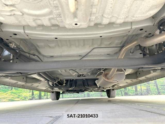 Honda N BOX 2017-05 239466-18