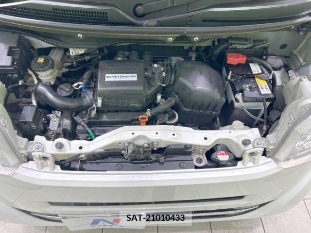 Honda N BOX 2017-05 239466-17
