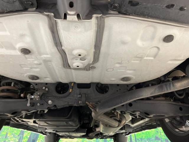 Toyota HARRIER 2017-09 196383-19
