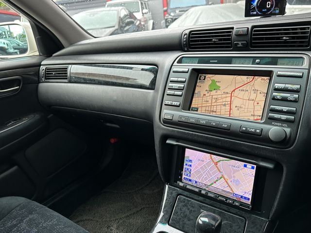Toyota CROWN ESTATE 2003-05 7875-6