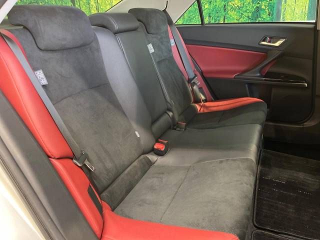 Toyota MARK X 2017-08 191656-9
