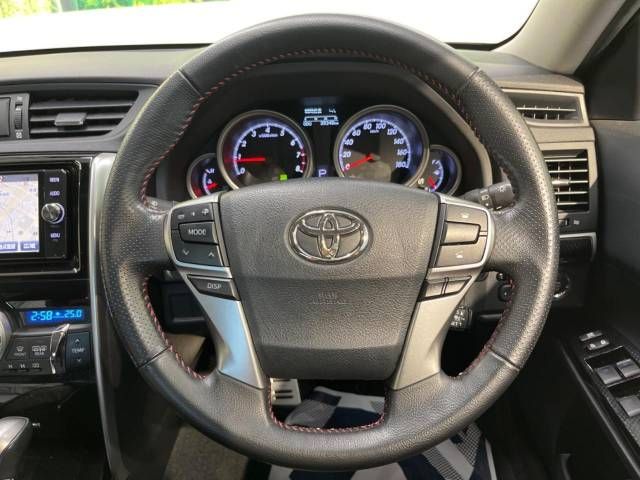 Toyota MARK X 2017-08 191656-11