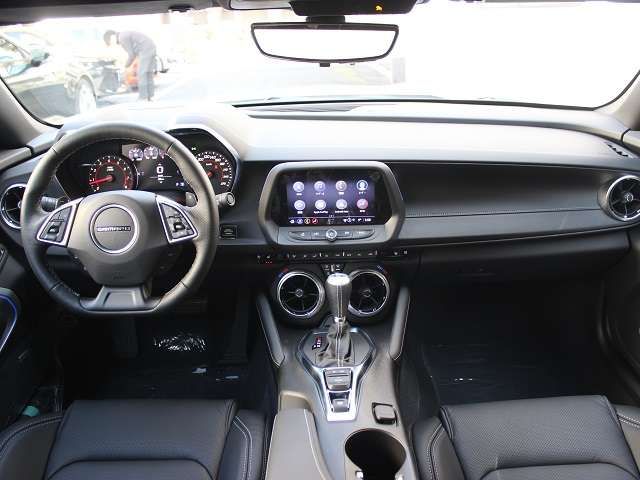 Chevrolet CAMARO 2022-08 17073-4