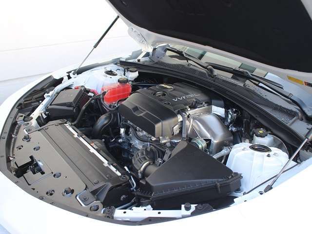 Chevrolet CAMARO 2022-08 17073-19