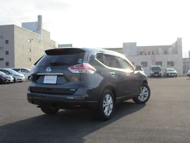Nissan X-TRAIL 2015-03 180586-1