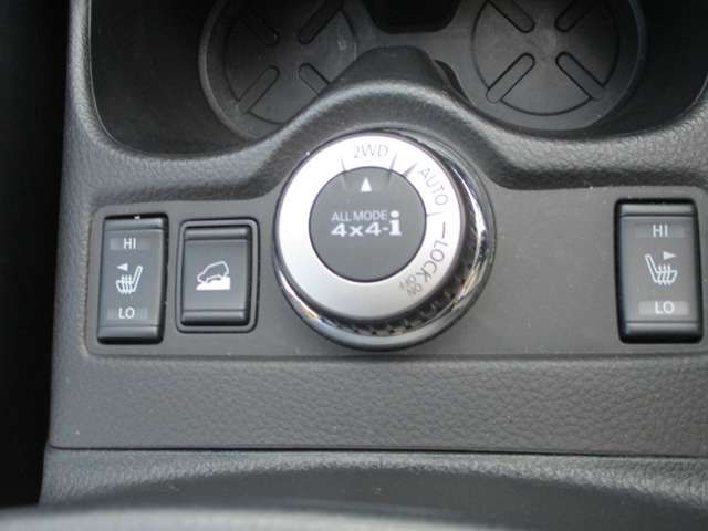 Nissan X-TRAIL 2015-03 180586-10