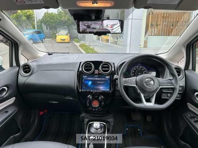 Nissan NOTE 2020-09 305515-1