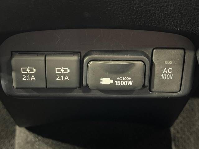 Toyota SIENTA 2021-10 22374-6