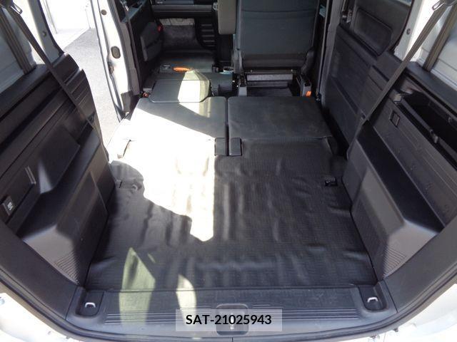Honda N-VAN 2018-12 237692-17