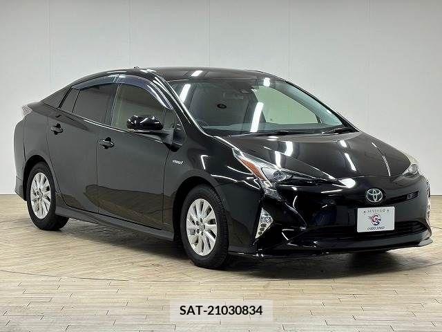 Toyota PRIUS 2017-06 281942-13