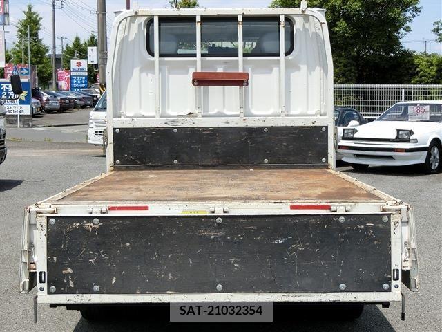 Mitsubishi CANTER 2018-09 263590-9