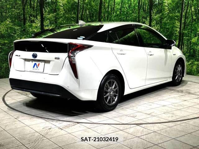 Toyota PRIUS 2016-07 377327-16