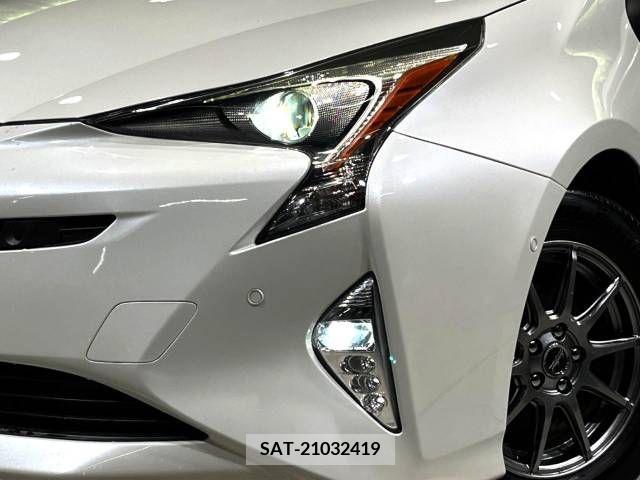 Toyota PRIUS 2016-07 377327-11