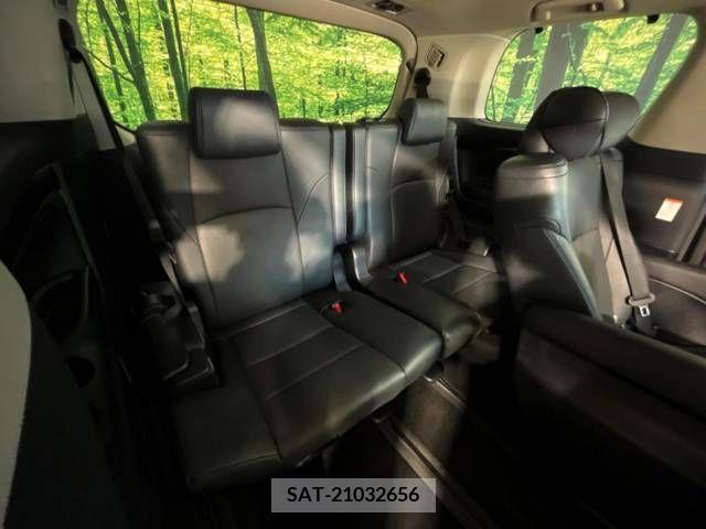 Toyota VELLFIRE 2018-07 299437-10