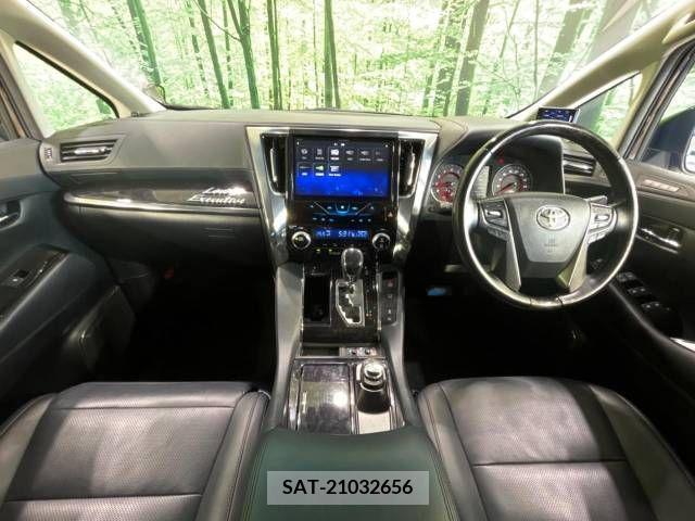 Toyota VELLFIRE 2018-07 299437-1