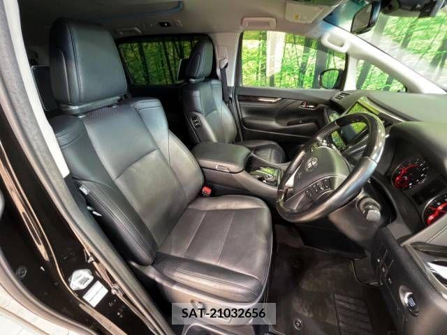 Toyota VELLFIRE 2018-07 299437-8