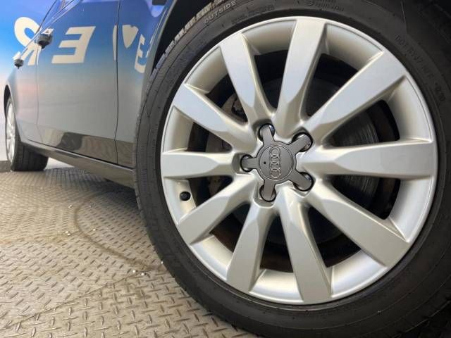 Audi A4 2014-12 28486-10