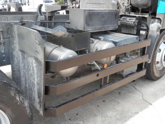 Isuzu GIGA 2006-03 2318-19