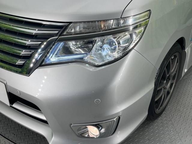 Nissan SERENA 2015-12 186321-13