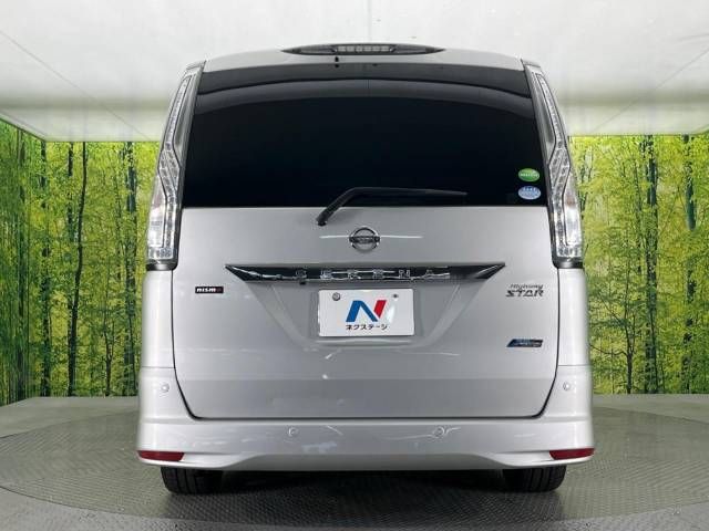Nissan SERENA 2015-12 186321-16
